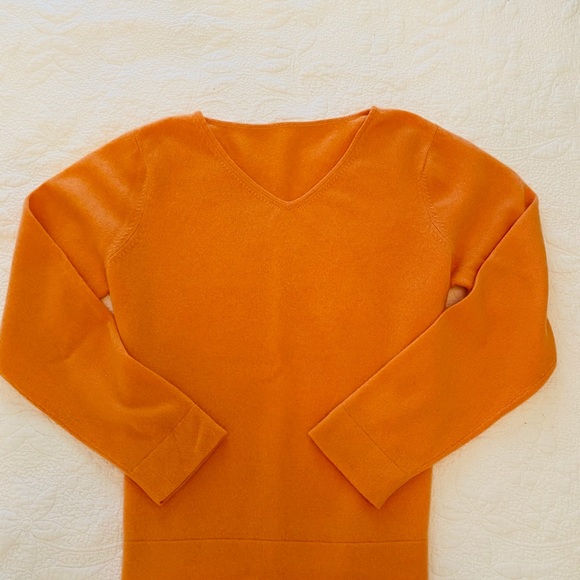 Cashmere V Neck Sweater - Picture 3 of 6